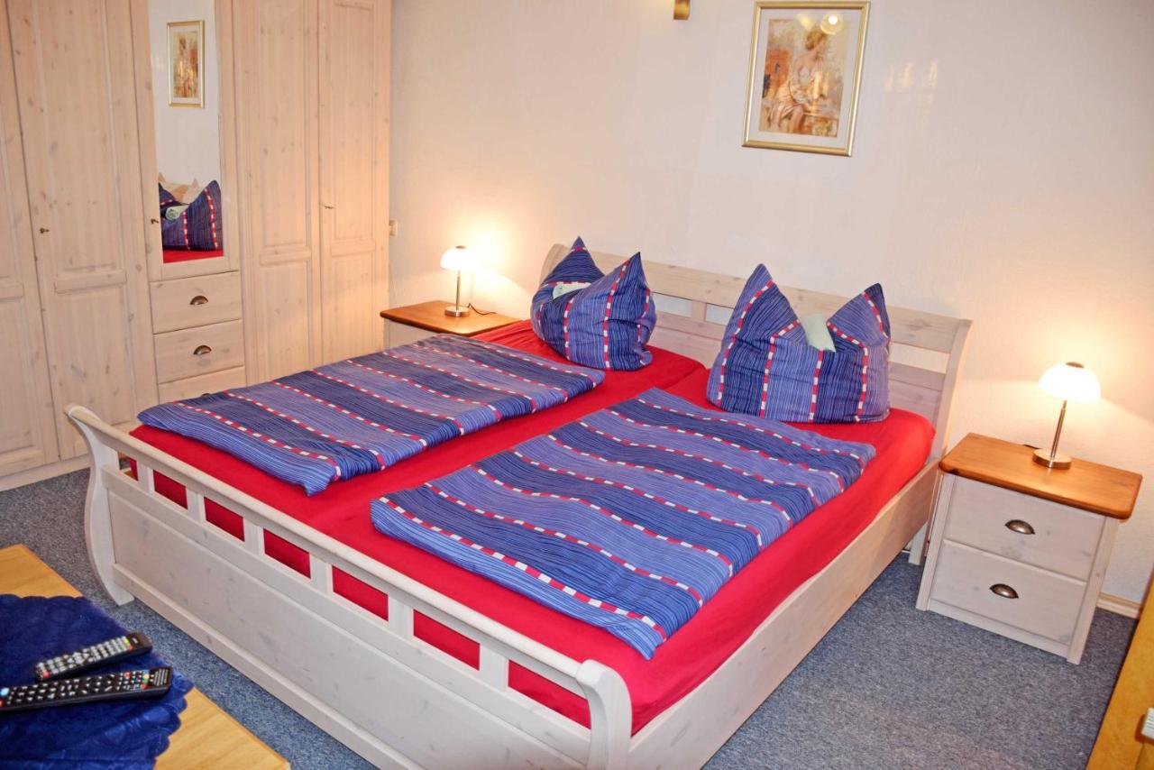 Ferienwohnung/ Ferienzimmer Asche อัสเชิร์สเลเบน ภายนอก รูปภาพ