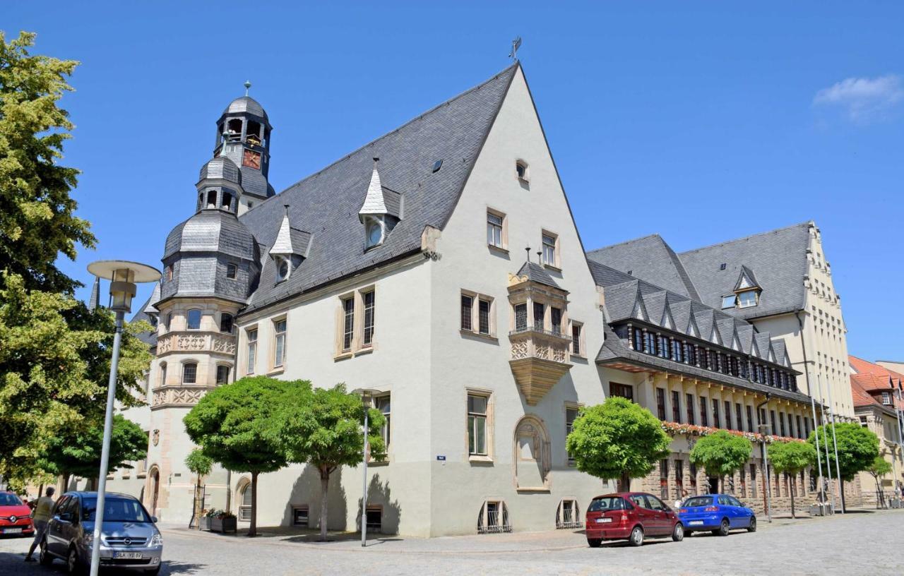 Ferienwohnung/ Ferienzimmer Asche อัสเชิร์สเลเบน ภายนอก รูปภาพ